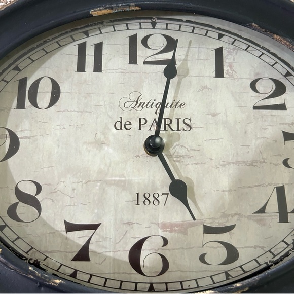 Black Vintage Style Wall Clock - Picture 6 of 6